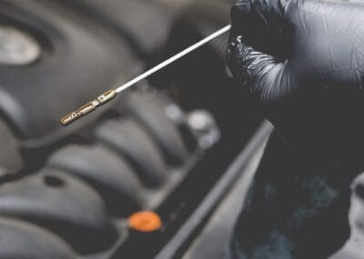 Wymiana oleju i filtrów – kompleksowa obsługa pojazdu